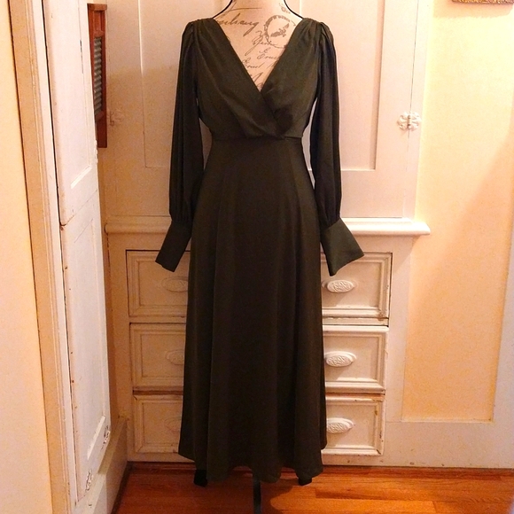 NWT Banana Republic olive green dress Sz 2 - Picture 1 of 12